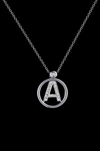 Μενταγιόν Κ18 μονόγραμμα